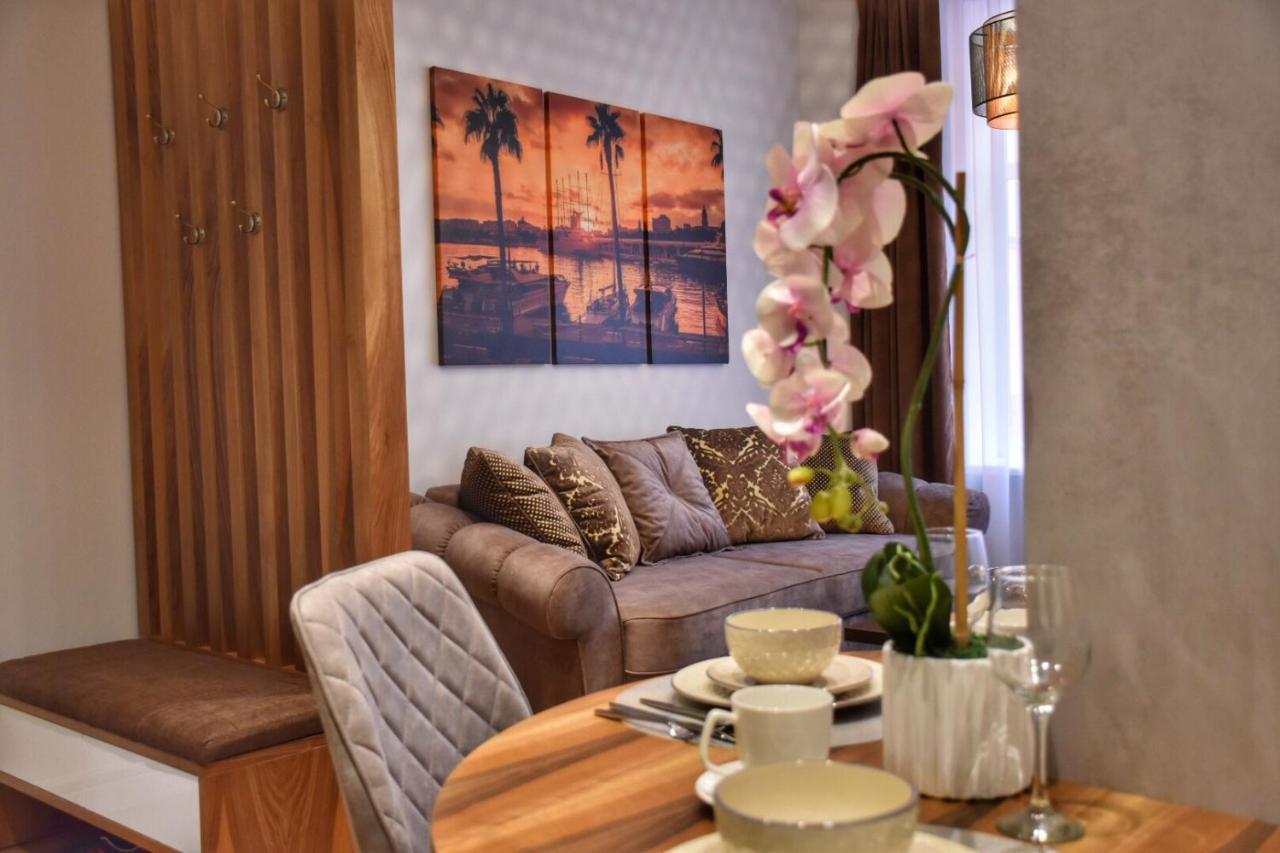 Blaumana Residence Apartment In Riga Center Екстер'єр фото